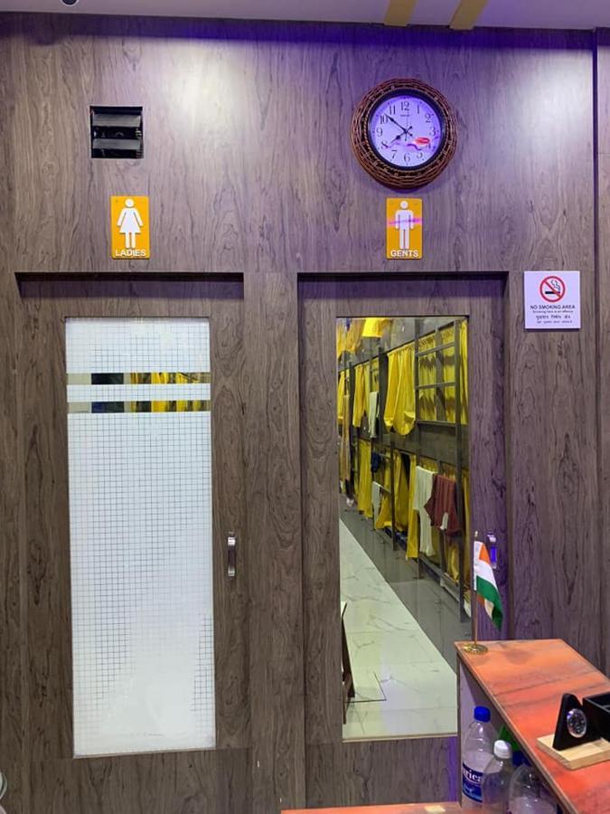 Neenava Dormitory Mumbai  Buitenkant foto
