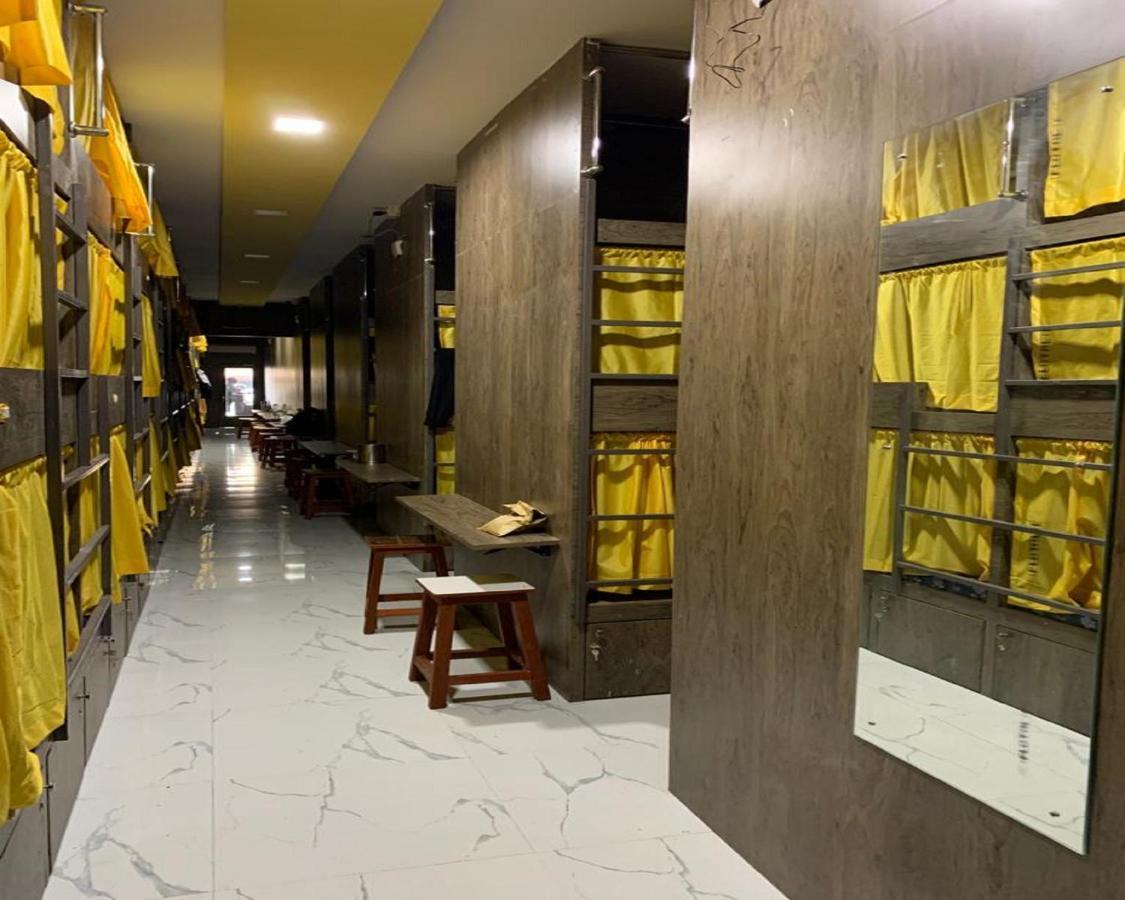 Neenava Dormitory Mumbai  Buitenkant foto